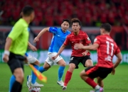 开云体育登录-国内足球赛场上一场备受争议的对决引起关注