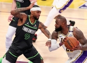 开云体育app-湖人遇阻势头，一丢一胜缓启进攻的简单介绍