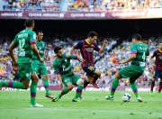 开云体育入口-尤文图斯客场大胜，扩大领先优势的简单介绍