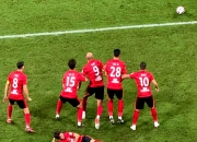 开云体育APP下载-亚冠比赛现场风云突变，球迷瞬间陷入狂热