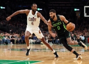 开云体育app-凯尔特人B队逆转阿根廷男篮，萨博尼斯三分雨点燃全场的简单介绍