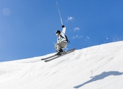 开云体育直播-哈登末节封神，上海队力克掘金问鼎总冠军