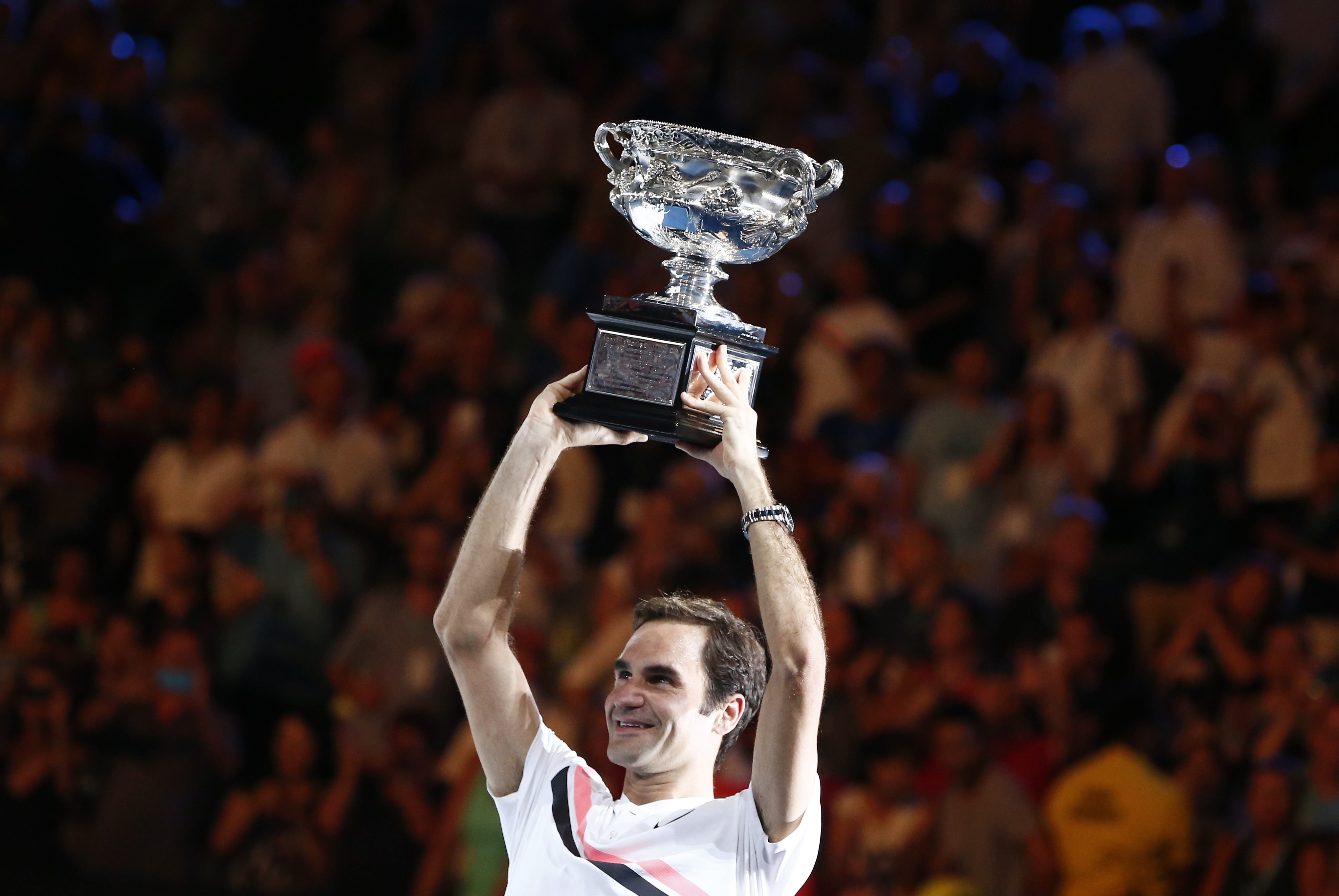 德国网球队横扫欧洲网球队,费德勒制霸全场的简单介绍 德国网球队横扫欧洲网球队,费德勒制霸全场的简单介绍