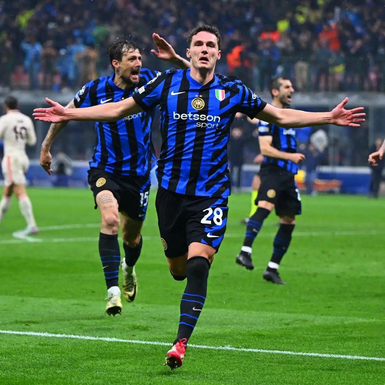 国际米兰的壮举：主场大胜对手