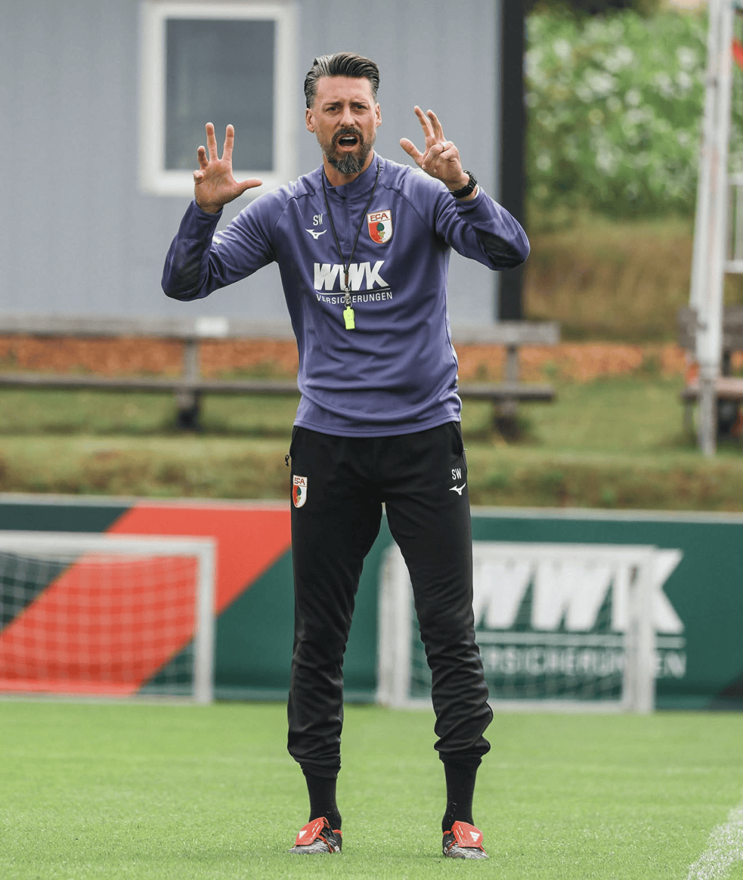 关于巴黎圣日耳曼球员风光无限，风头一时无两的信息