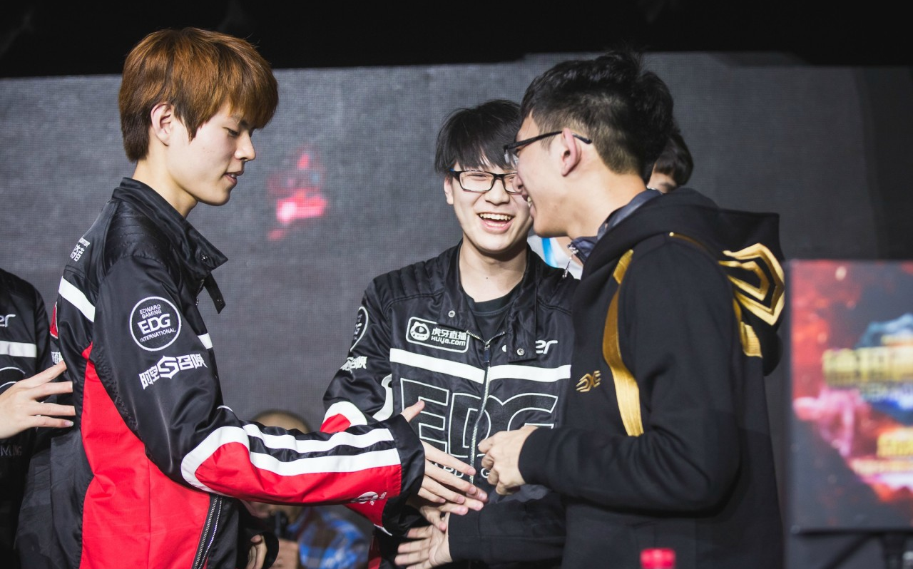 包含Astralis血洗FLY,Meiko2送出助攻的词条 包含Astralis血洗FLY,Meiko2送出助攻的词条