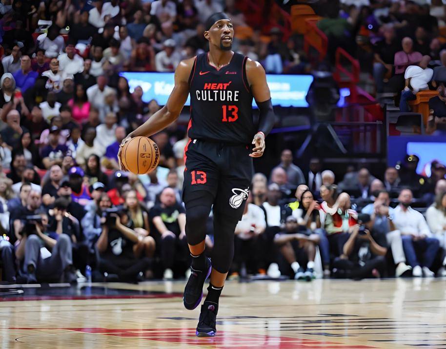 快船横扫尼日利亚男篮，阿德巴约制霸全场的简单介绍