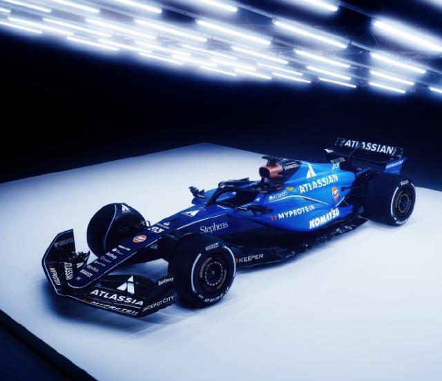 包含阿斯顿马丁轻取红牛二队，勒克莱尔惊艳四座的词条