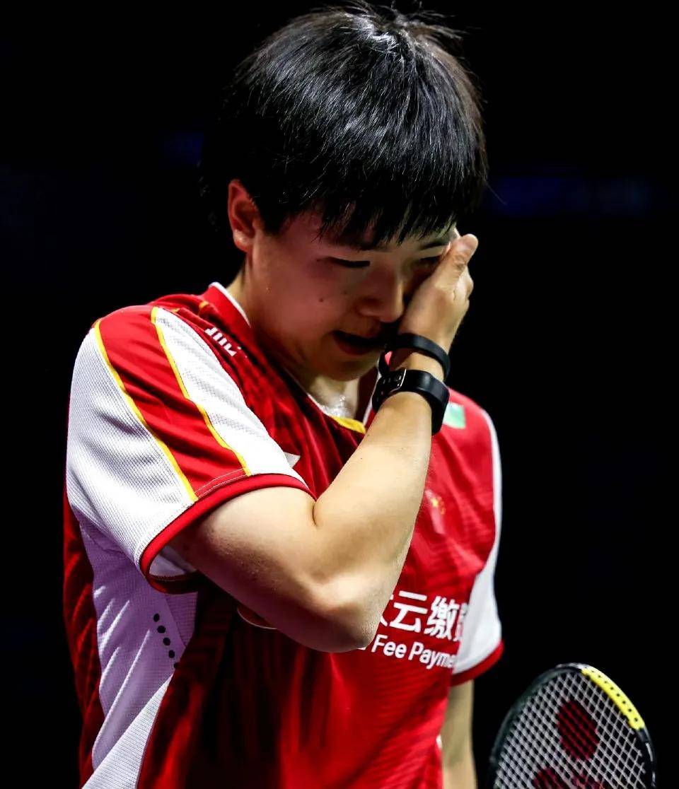 包含马来西亚队轻取印尼队，李梓嘉统治全场的词条