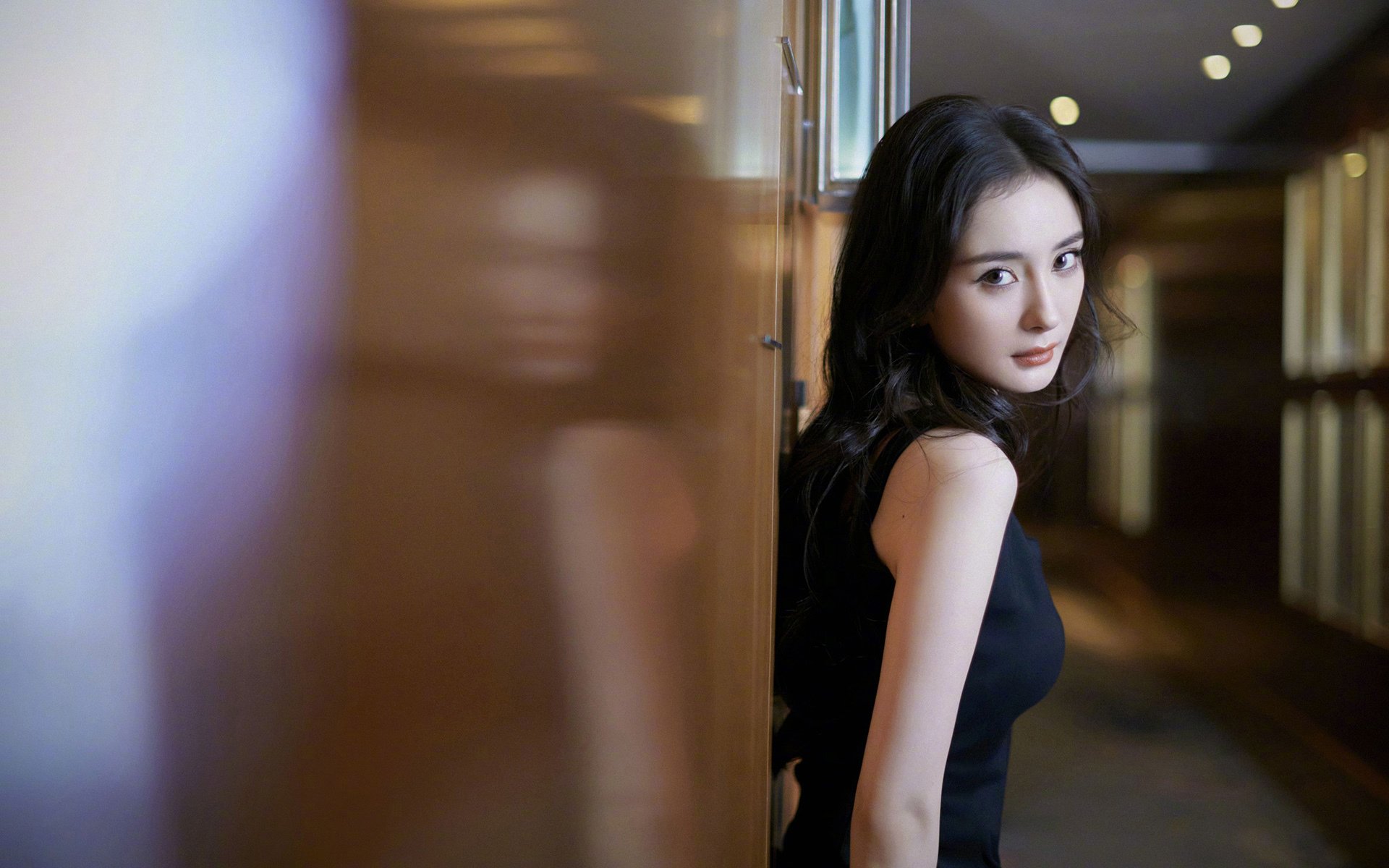 舞台越大，莫兰特越强；铁壁防守，绿军锁死老鹰