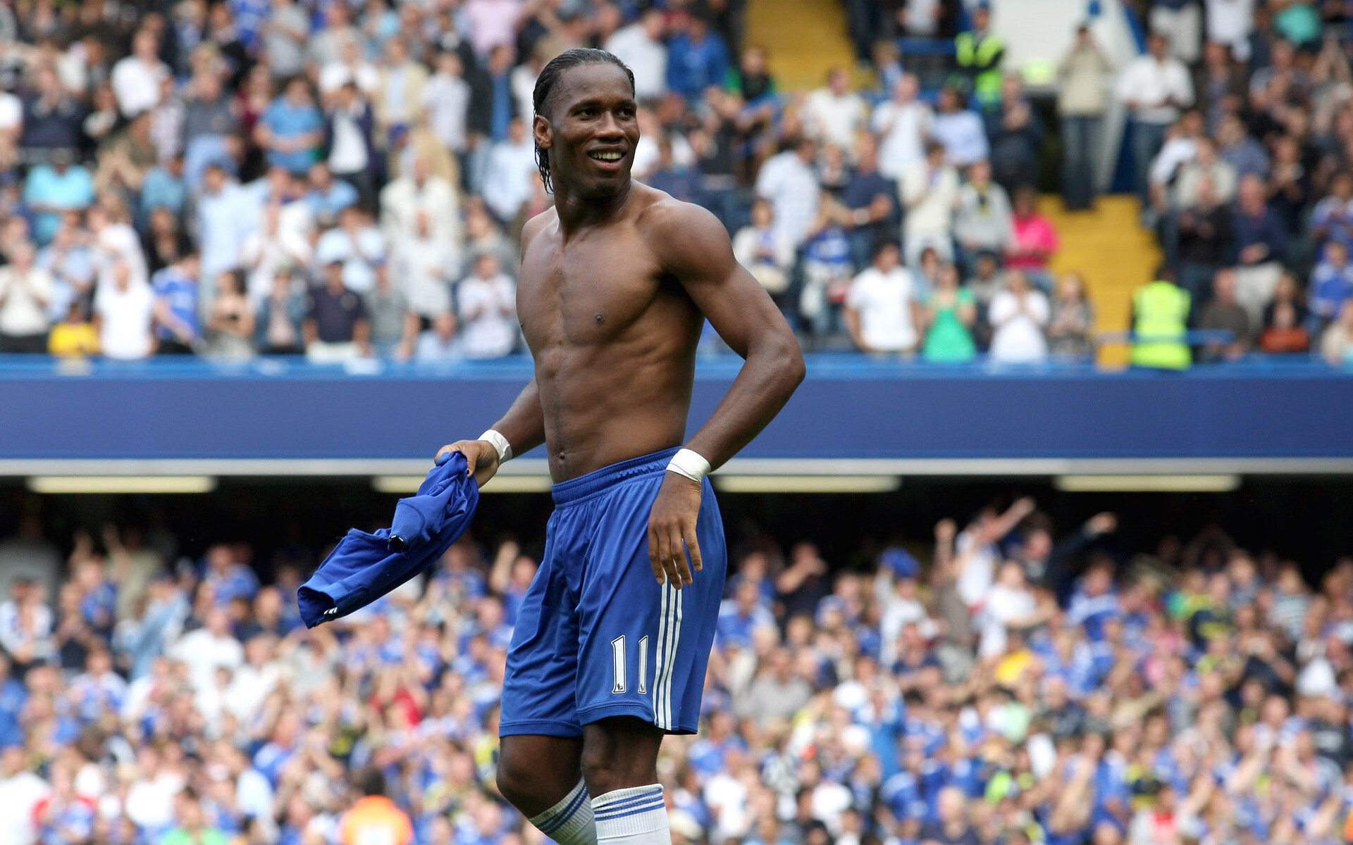 塞维利亚式压迫，范戴克的无解防守艺术与牙买加的窒息之夜