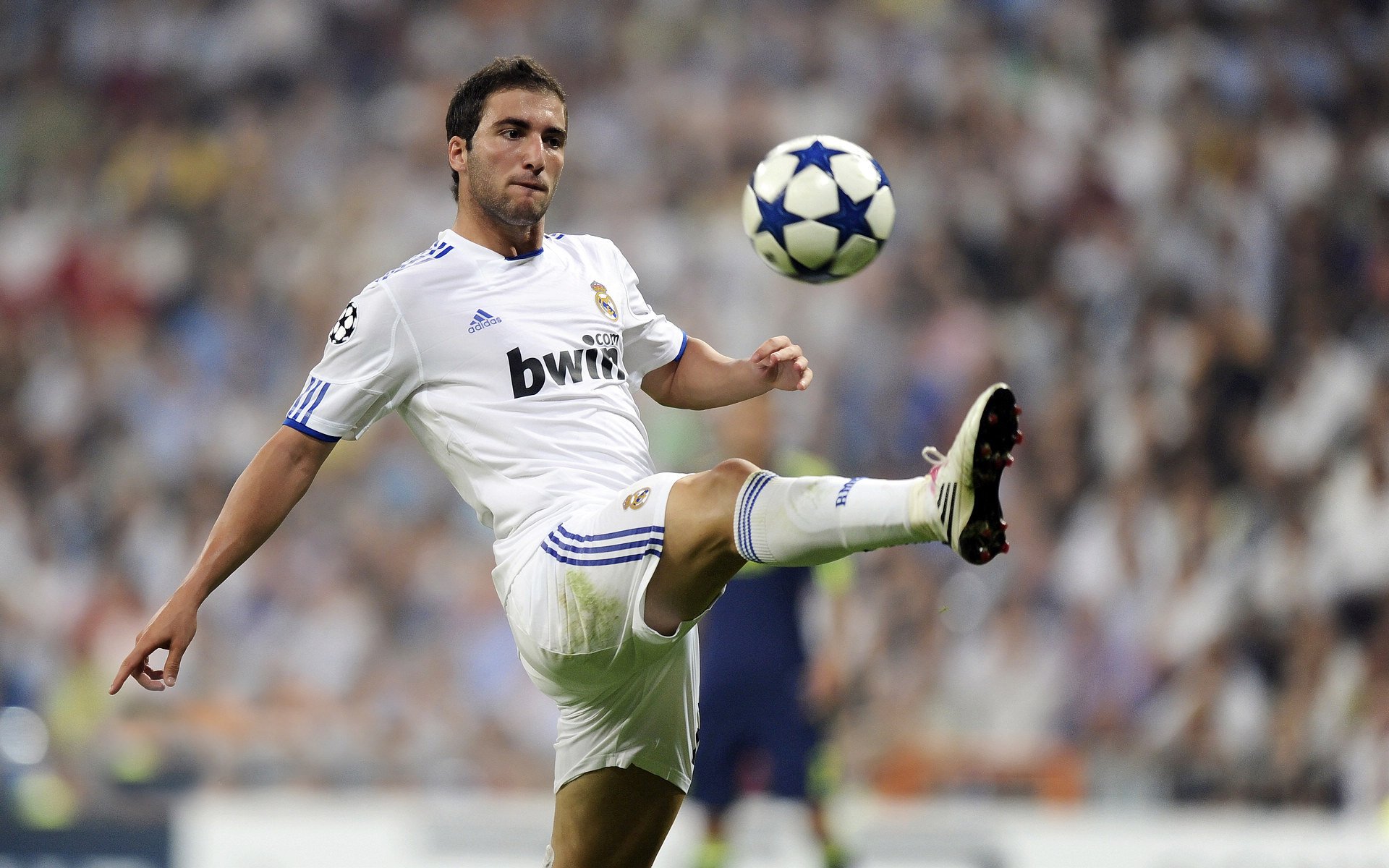 蒂亚戈爆发点燃战火，克罗地亚关键战突围几内亚锁定晋级之路